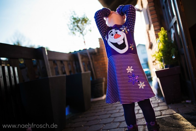Kleid Fur Weihnachten Nahen Olaf Auf Lila Kleid Appliziert