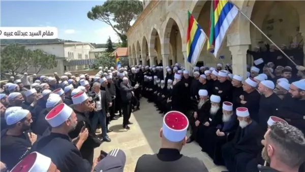 جهود سياسية ودينية لمنع تمدد الفتنة الطائفية من سوريا إلى لبنان.. التفاصيل