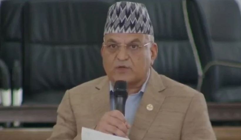 गगन थापालाई सुरेन्द्र पाण्डेको जवाफ– देउवा डुबे तपाईँ पनि डुब्नुहुन्छ