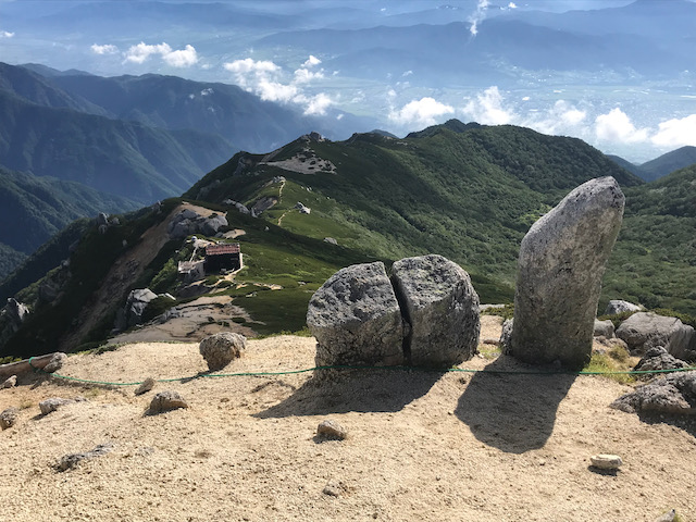 下山路の池山尾根方面