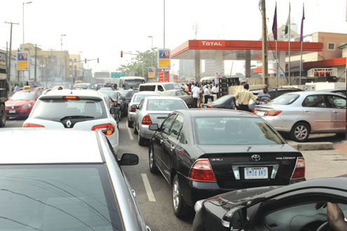 NNPC, Oil Marketers join forces to end emerging fuel queues