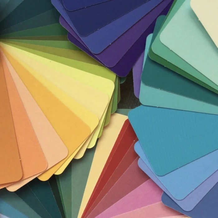 Step-by-step guide: how to do an at-home color analysis
