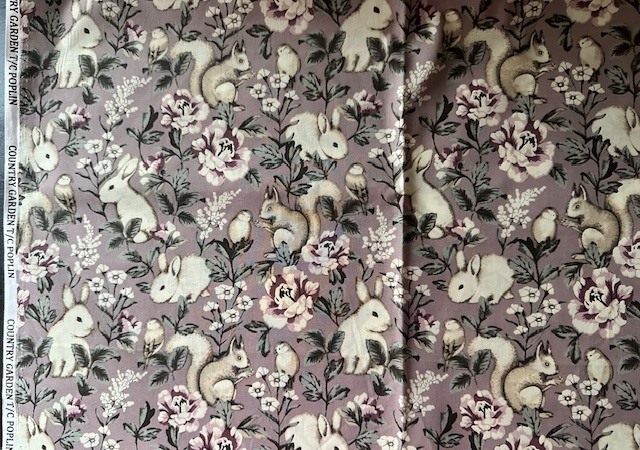 Fabric - 110cm wide - 100% Cotton Poplin - Rabbits - 2m