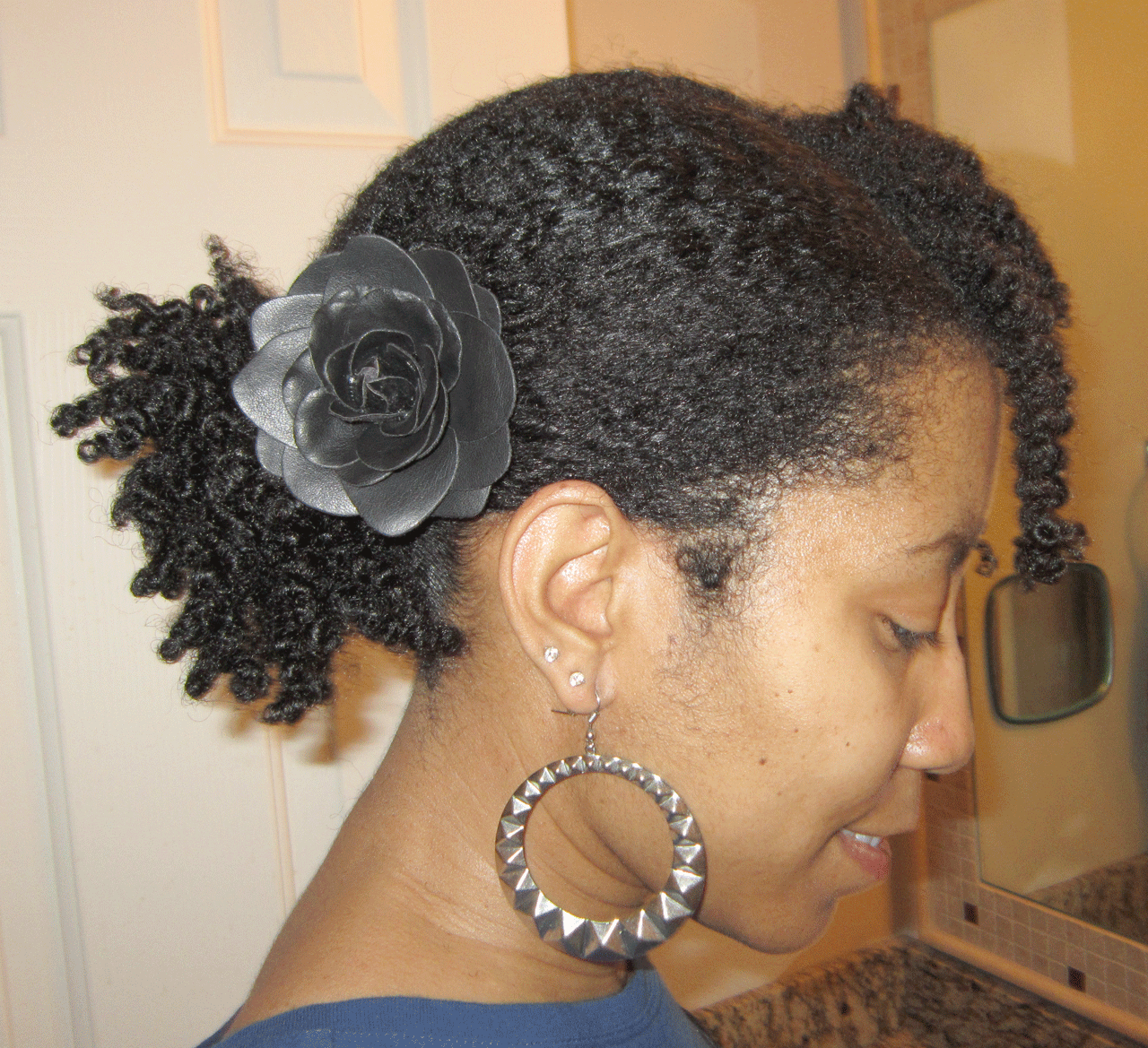 Side pony hairstyle on natural hair (video)