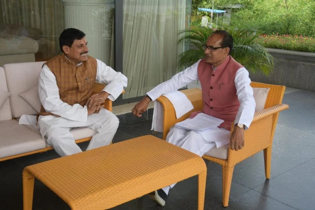 MP: Shivraj and Dr. Yadav met in CM House, discussed many issues
