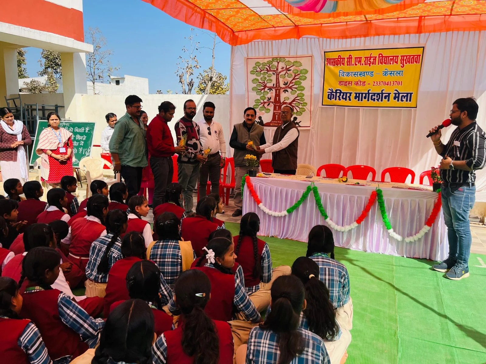 Career guidance fair organized in CM Rise School, told about possibilities in higher education