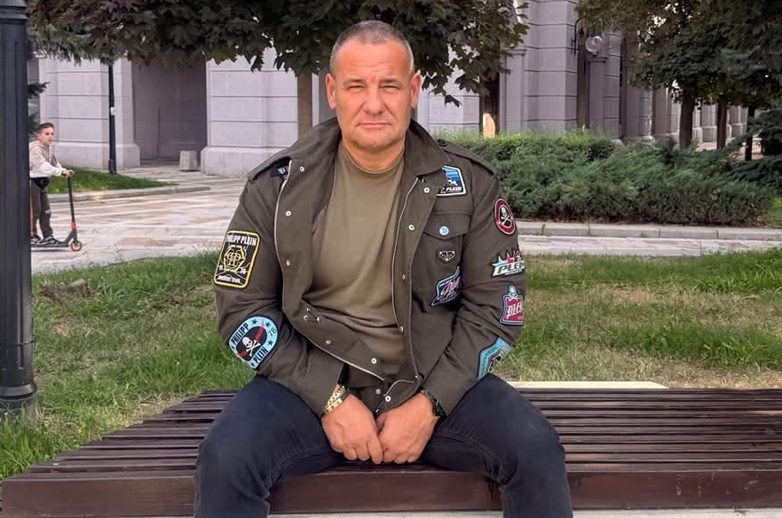 Резил в Мъглиж с кмета Душо Гавазов: Кафето на общинарите – в „наш фитнес“, прокуратурата дреме