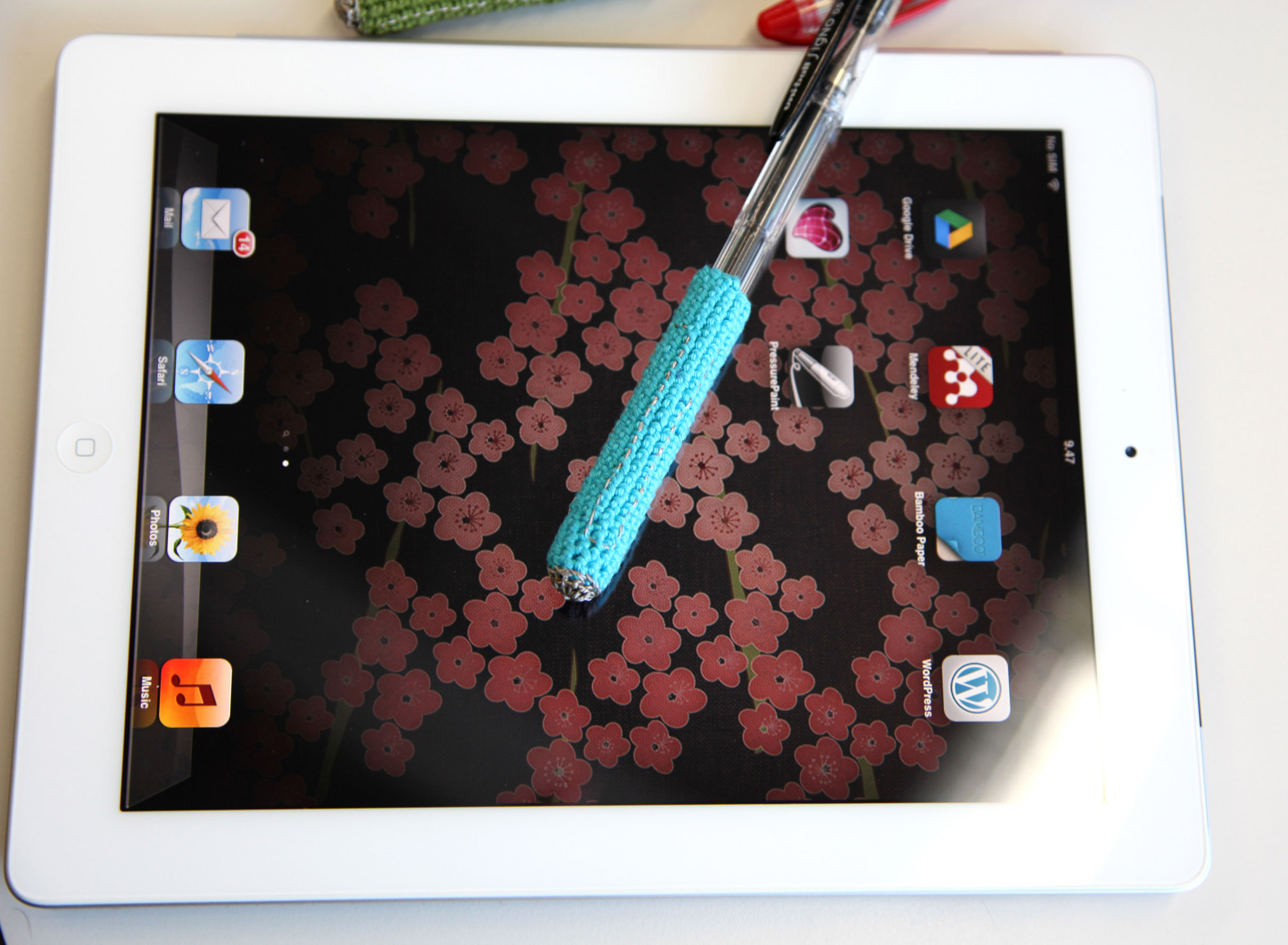 Works as a normal stylus