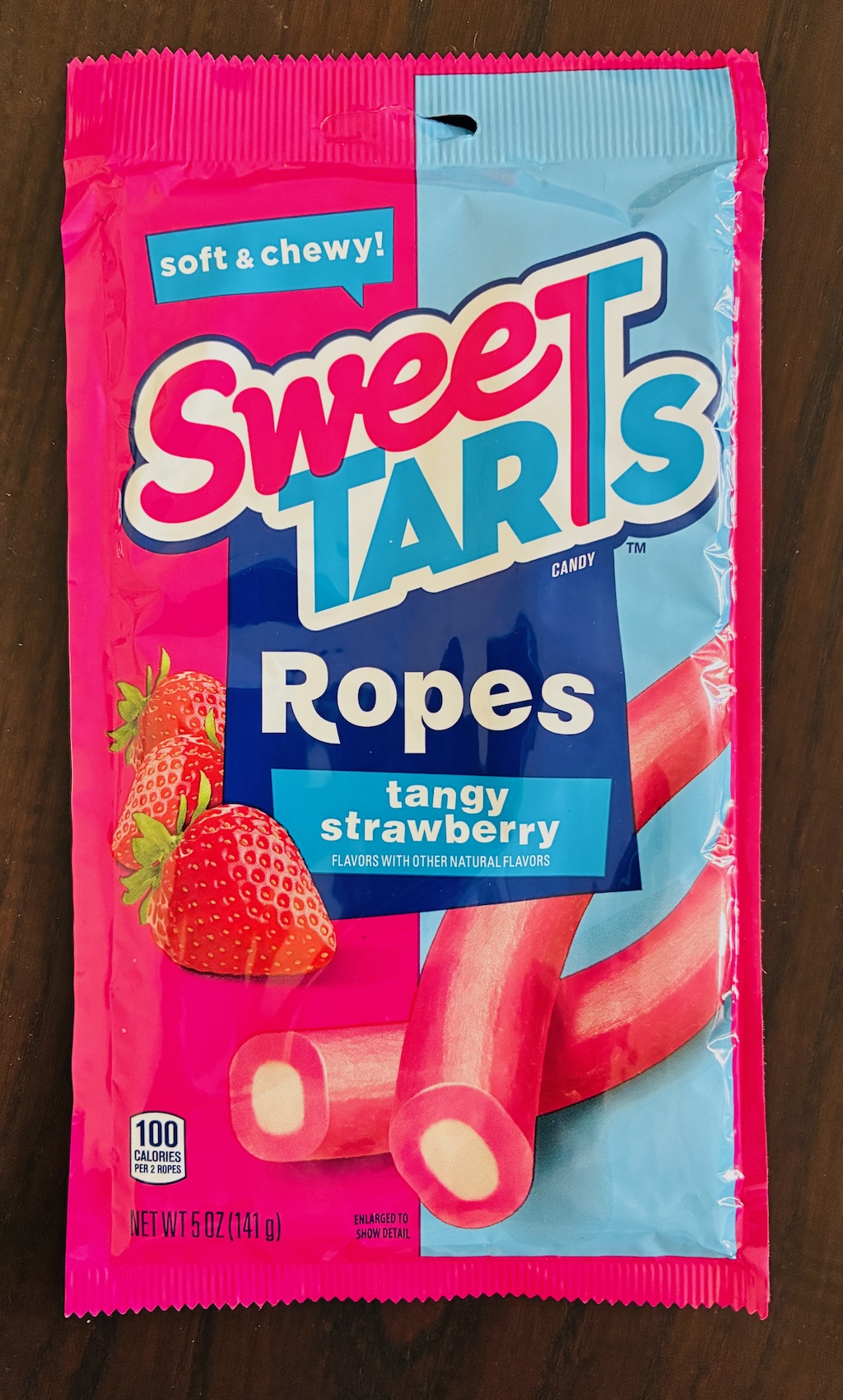 Sweet Tarts Ropes Tangy Strawbery 141G USA