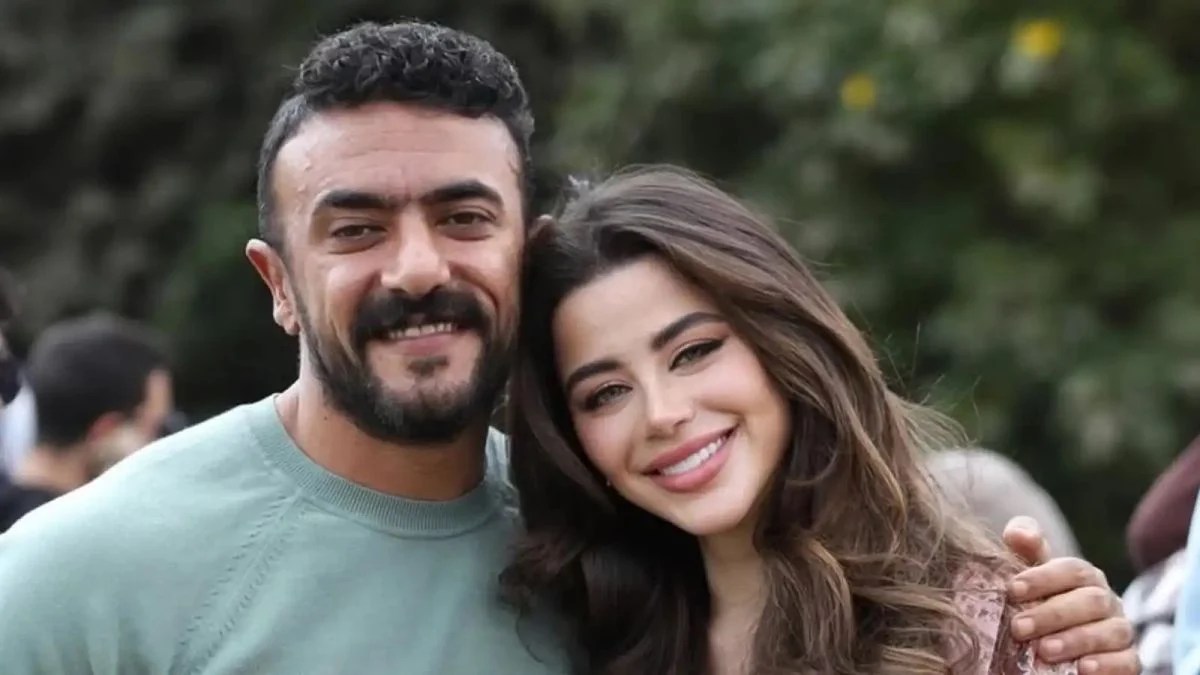 أحمد العوضي ويارا السكري