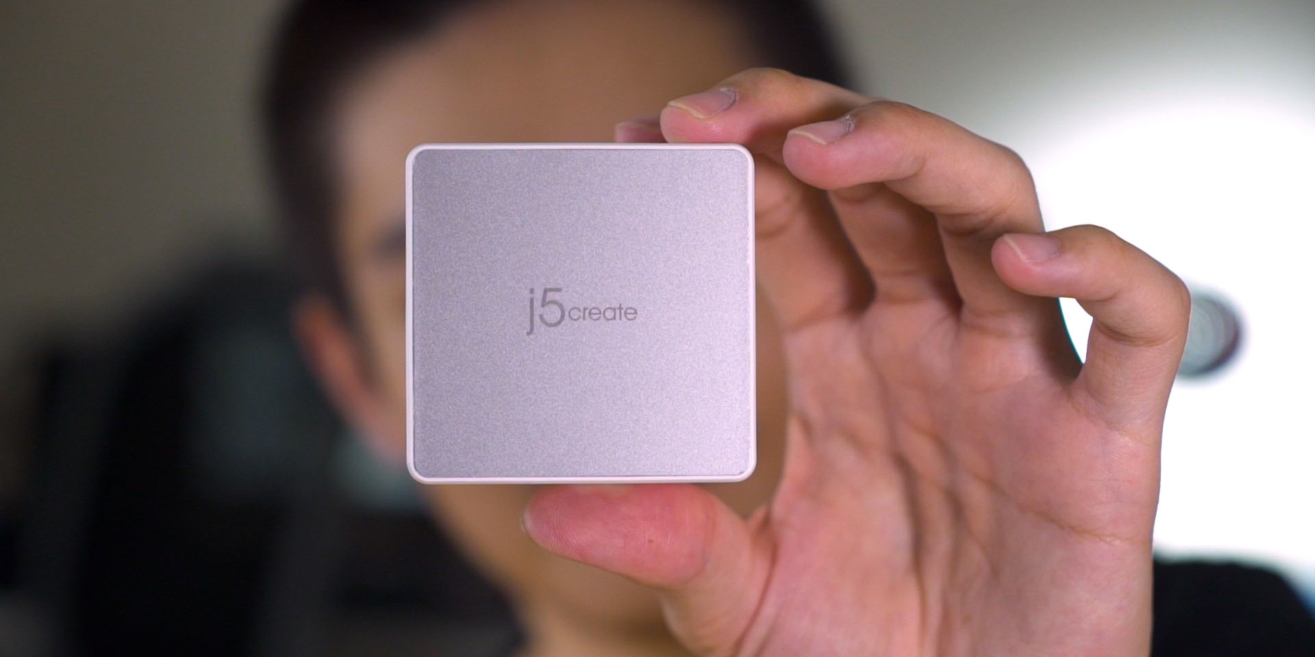 Review j5create JCDP385 Tiny 45W charger with USBC hub integration