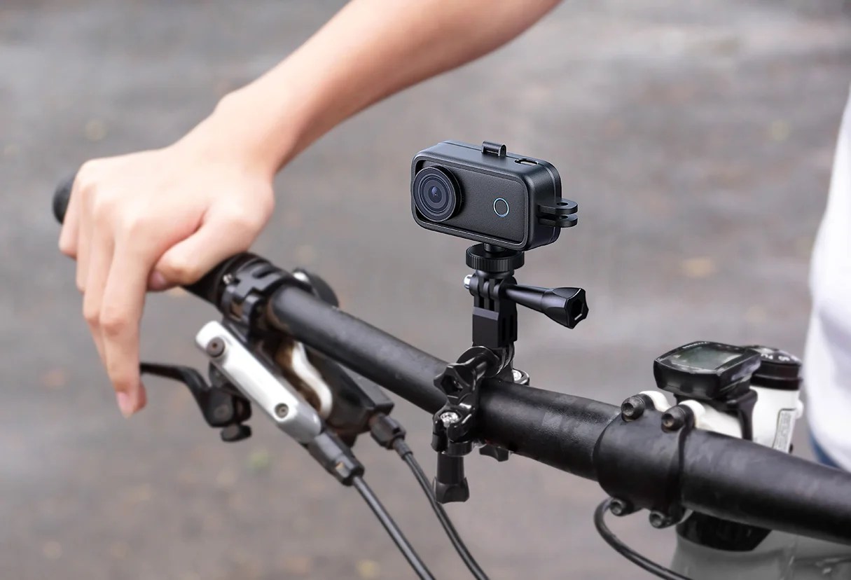 デジタルカメラ akaso keychain camera AKASO Keychain レビュー】4K撮影もできてアクセサリが豊富な