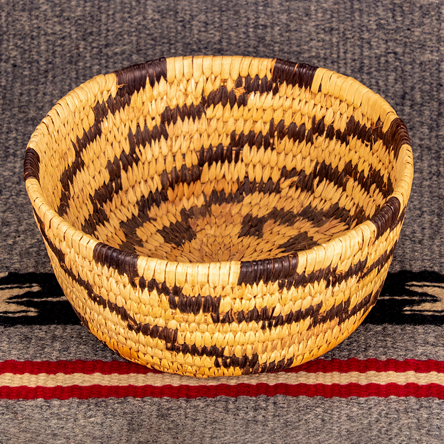 Coushatta Vintage Wedding Basket by Tinkasau – Native Skies Gallery