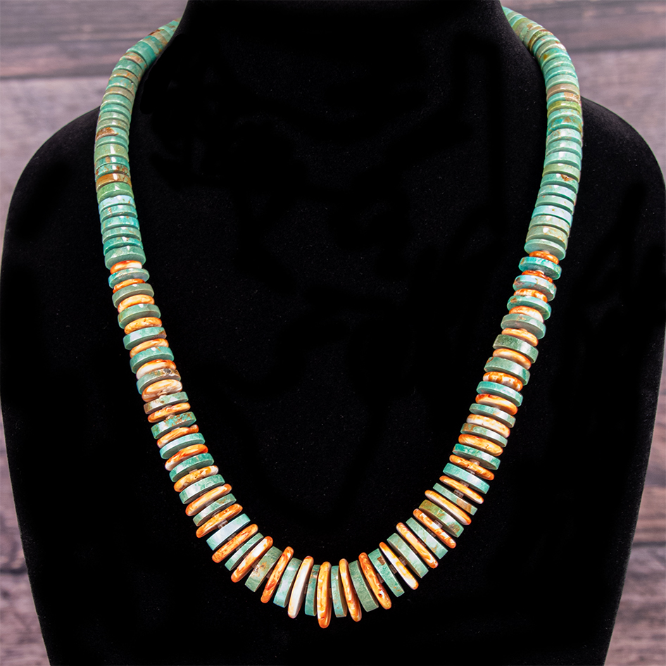 Santo Domingo Spiny Oyster and Green Turquoise Necklace by Joe