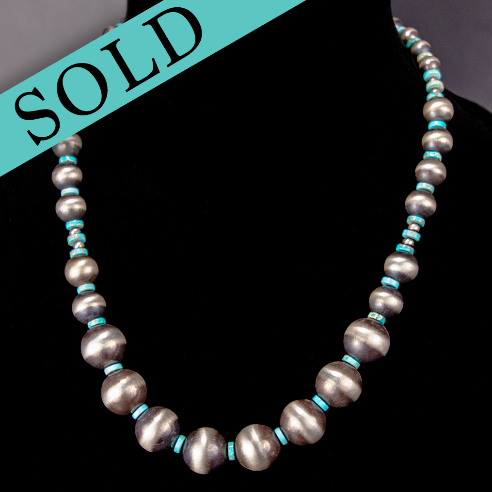 Santo Domingo Spiny Oyster and Green Turquoise Necklace by Joe