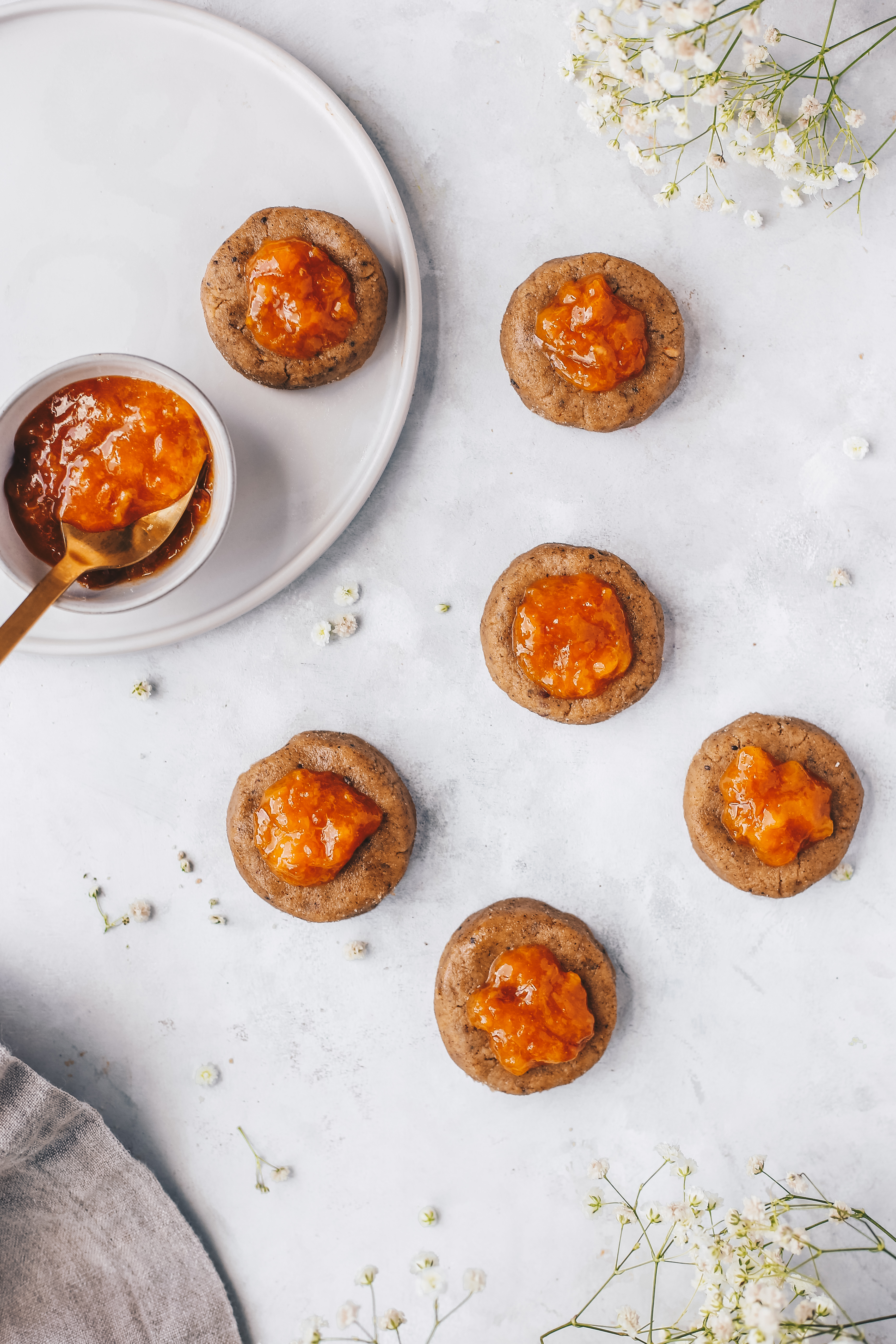 Peach Jam Thumbprint Cookies (Paleo, Vegan, No Bake) - NattEats