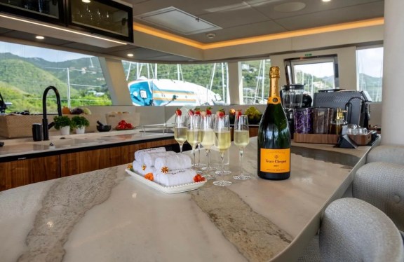 Image of ENCORE yacht #9