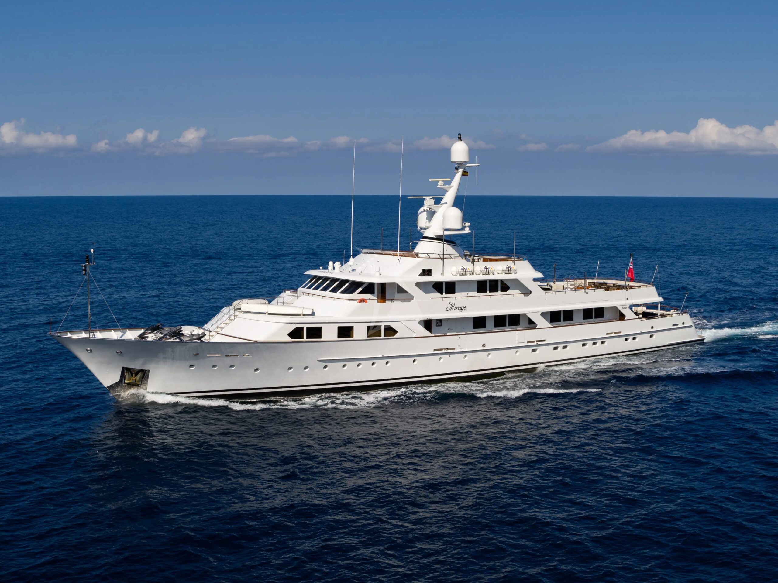 Charter Yachts with a Jacuzzi | DMA Yachting