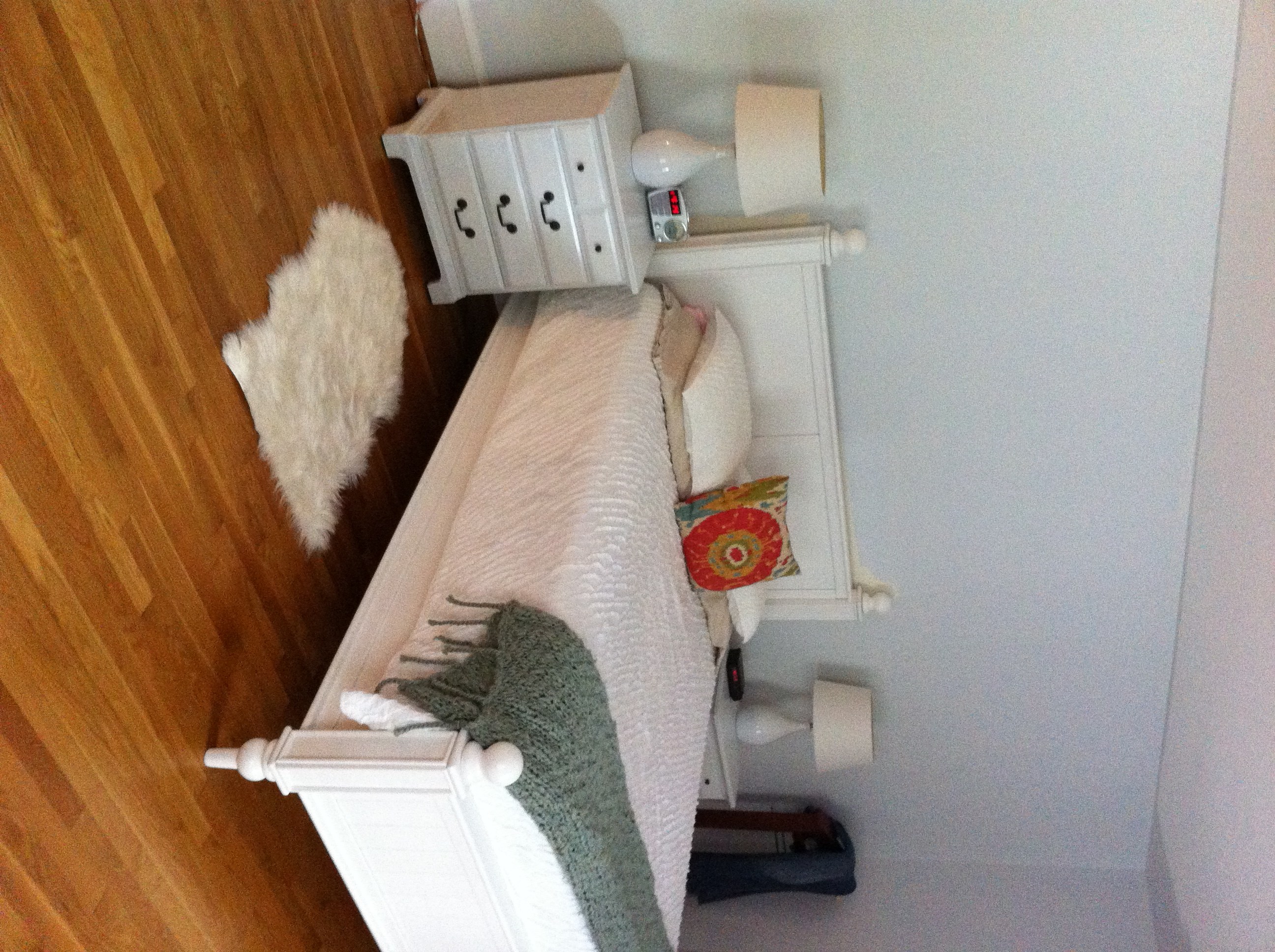 Keeping that in mind, i went just a shade or two darker on the color swatch from marilyn's dress and found sweet innocence. Benjamin Moore Spark