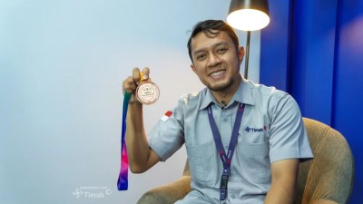 Dari Ruang Kerja ke Arena Laga, Kisah Waisya Hidayat Atlet Tenis Meja PT Timah