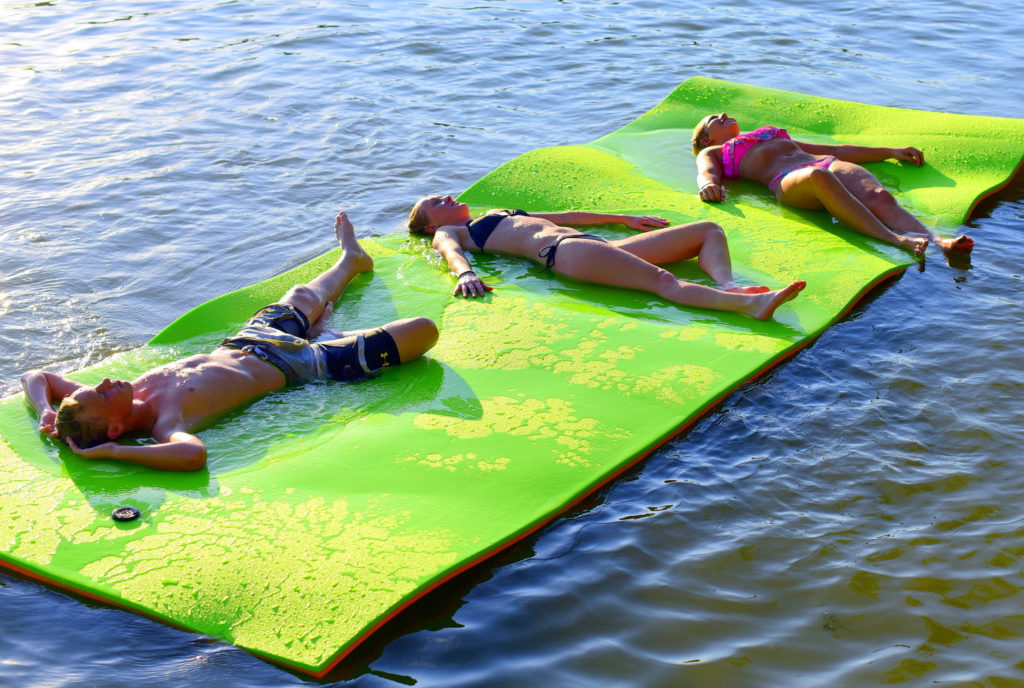 best floating water mat