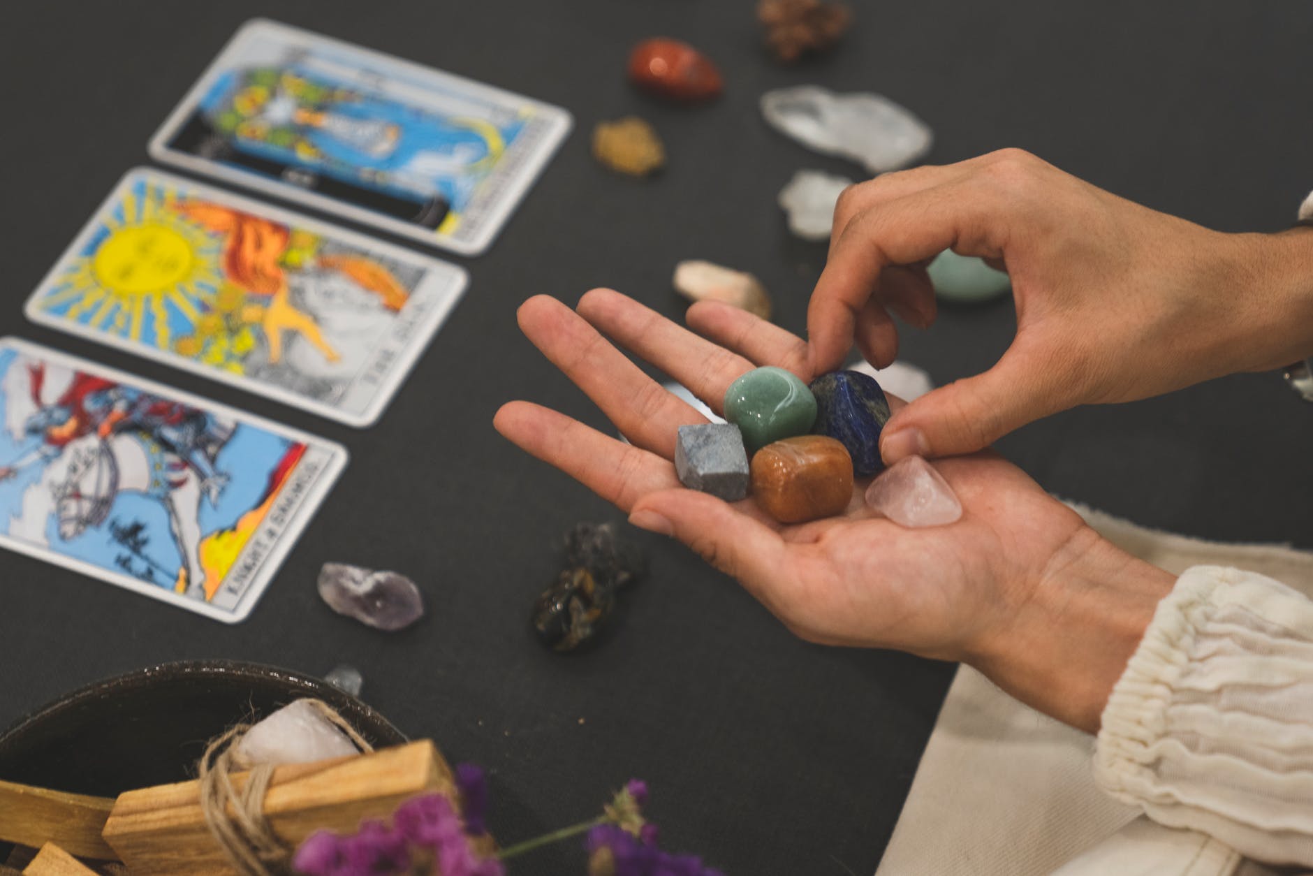 Things to Know About Tarot Card Reading