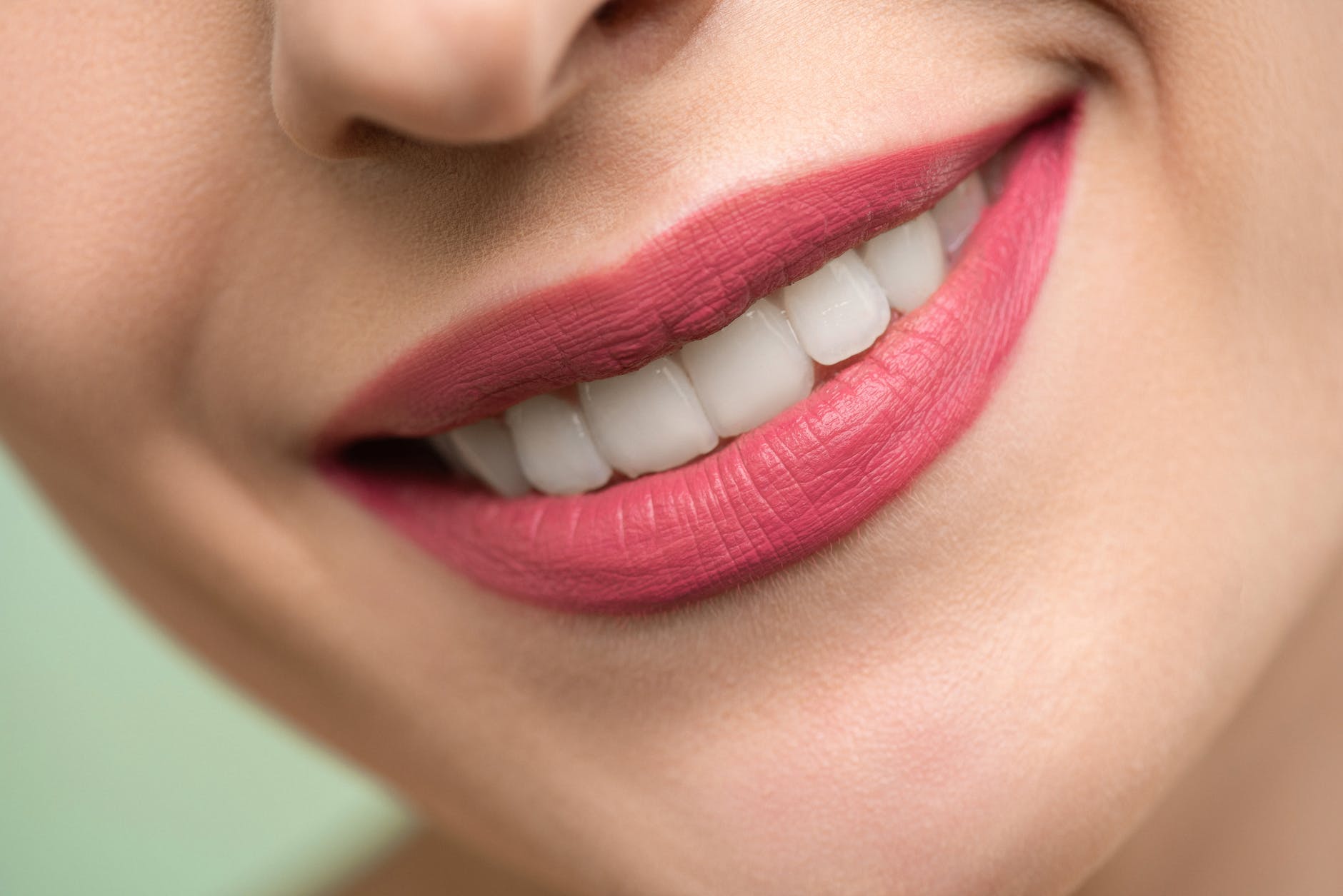 The Best Places to Get Veneers in Turkey Why Do Straight Teeth Matter? Teeth Whitening