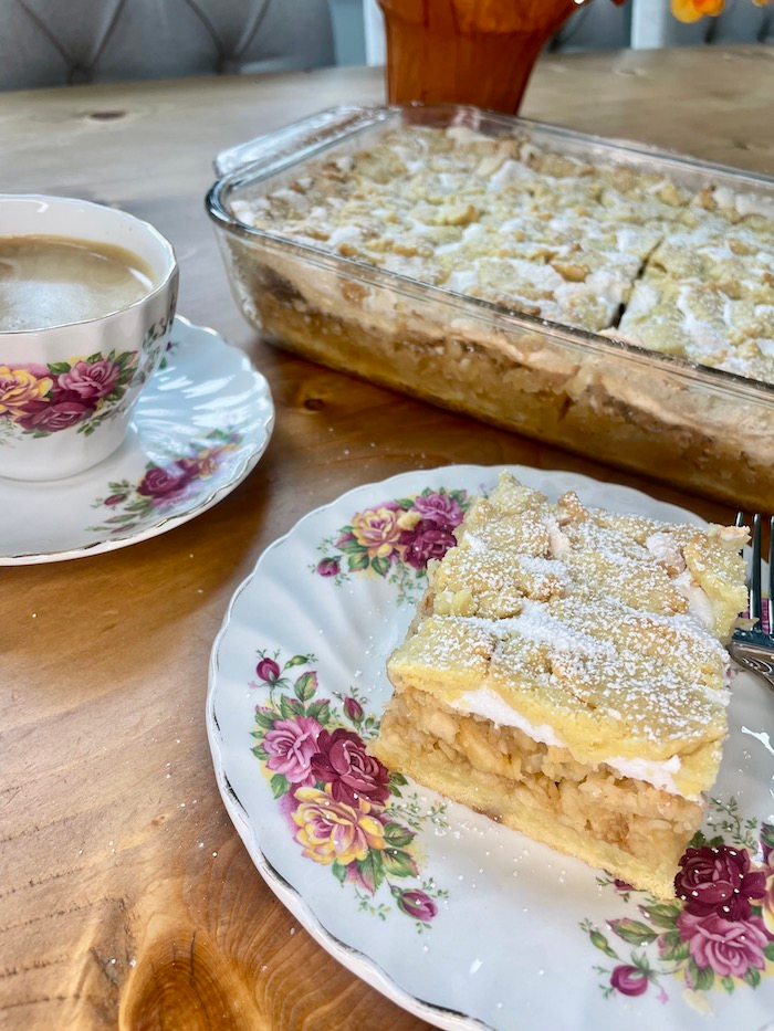 Apple Crumble Meringue Slice (Thermomix Version)