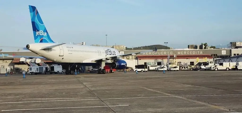 Rechazan privatización de aeropuerto de Ponce