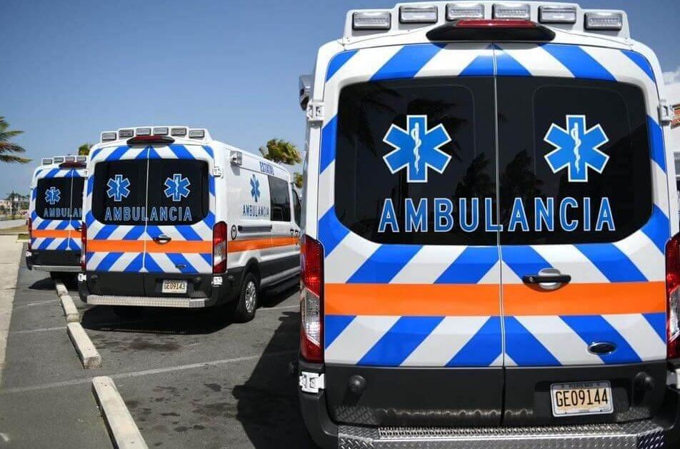 Investigan muerte de conductor tras salirse de la vía e impactar levemente una verja