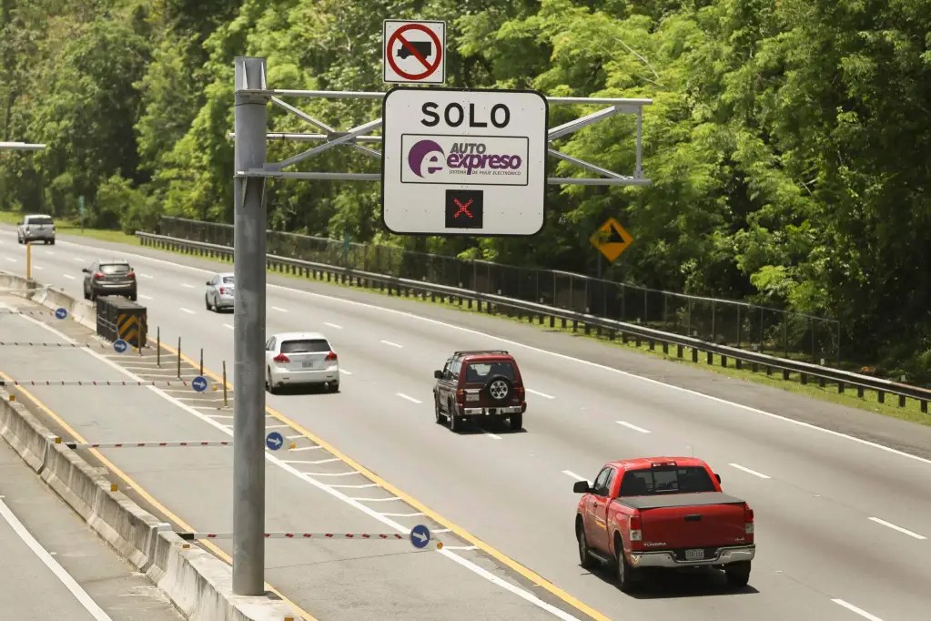 AutoExpreso restablece portal y aplicación tras fallas en el regreso de las multas