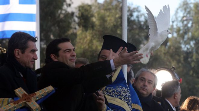 Μέχρι και ο Εconomist πήρε στο… ψιλό τον Τσίπρα για το λευκό περιστέρι