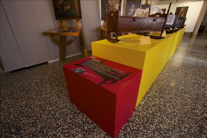 supporti per museo