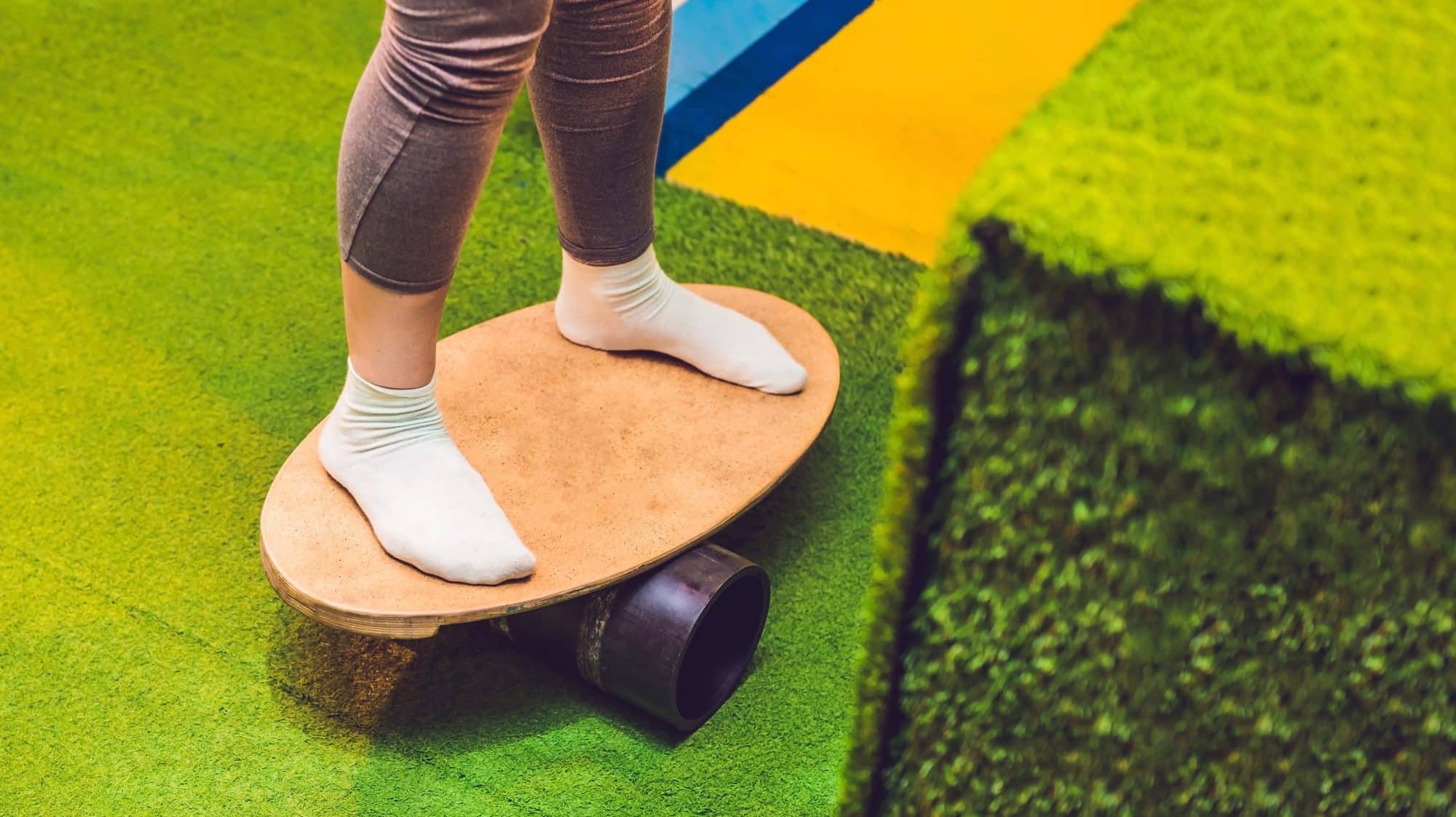 7 Wonderful Health Benefits of Balance Boards NEONCHERRIES