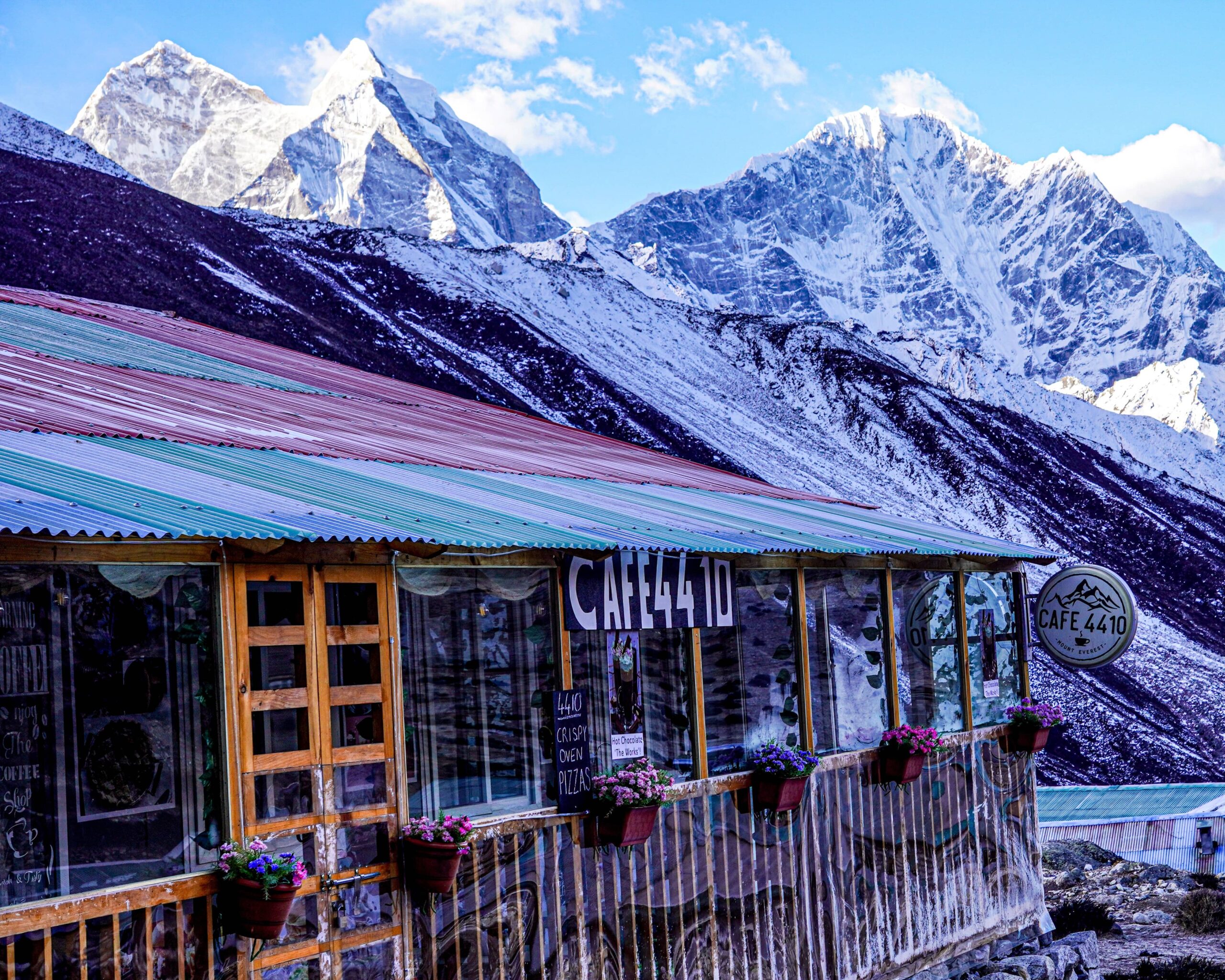 16 Daagse Reis Naar Everest Basecamp in Nepal. Een unieke trekking onder begeleiding van Nederlandse Gidsen.