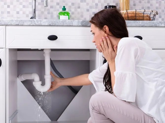How to Handle Plumbing Emergencies at Home