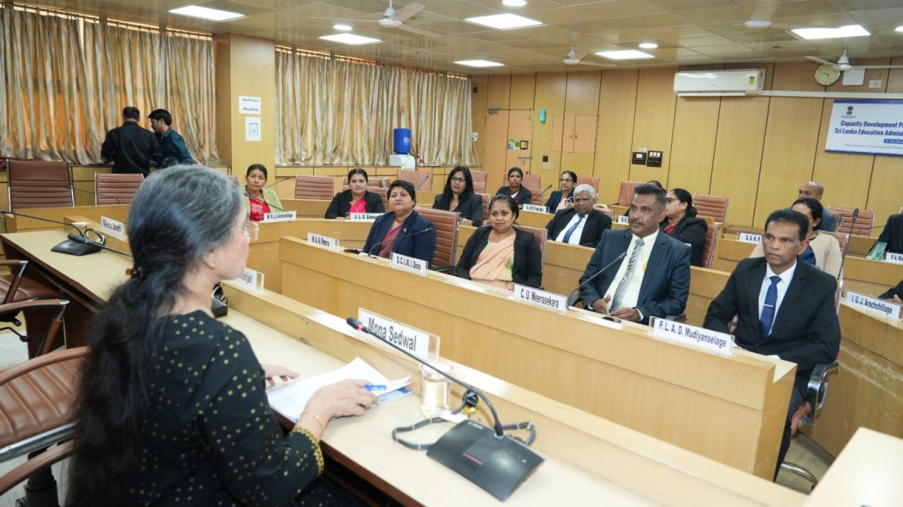 புதுடெல்லி கல்வி நிர்வாகப் பயிற்சி நிறுவனத்தின் பொதுக் காட்சி