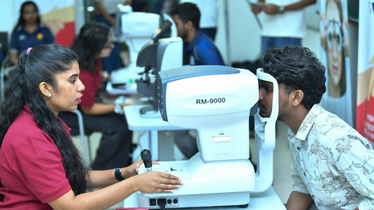 ருஹுண பல்கலைக்கழக மாணவர்களுக்கான இலவசக் கண்ணாடி திட்டம்