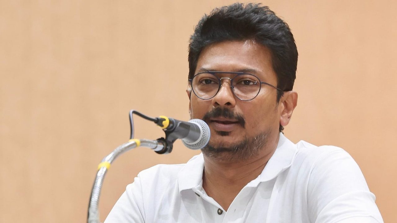சென்னை பெசன்ட் நகரில் போராட்டம் தொடர்பான பொதுவான நகரக் காட்சி