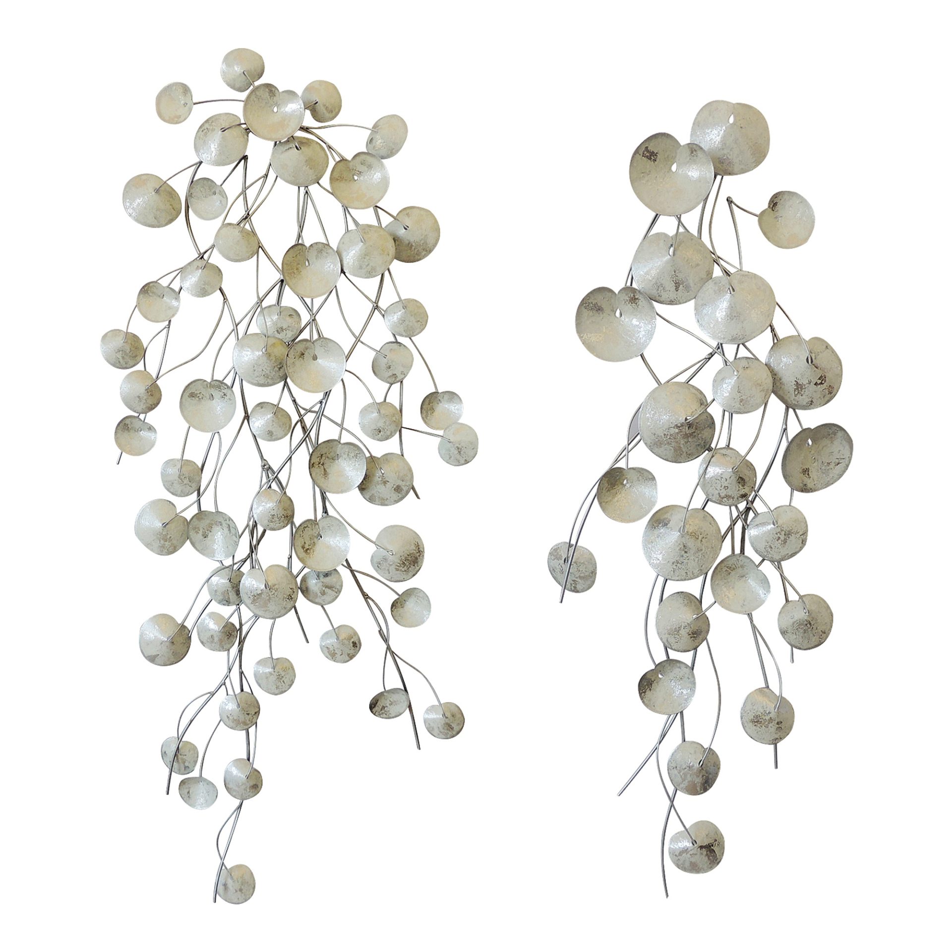 A cascade of leaves to add a stylish