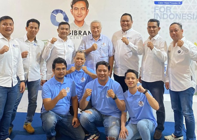 Pengurus Dewan Pimpinan Wilayah (DPW)  beserta Dewan Pimpinan Daerah (DPD) Gibran Center Kalimantan Timur menghadiri rakernas pertama yang berlangsung di Jakarta. 