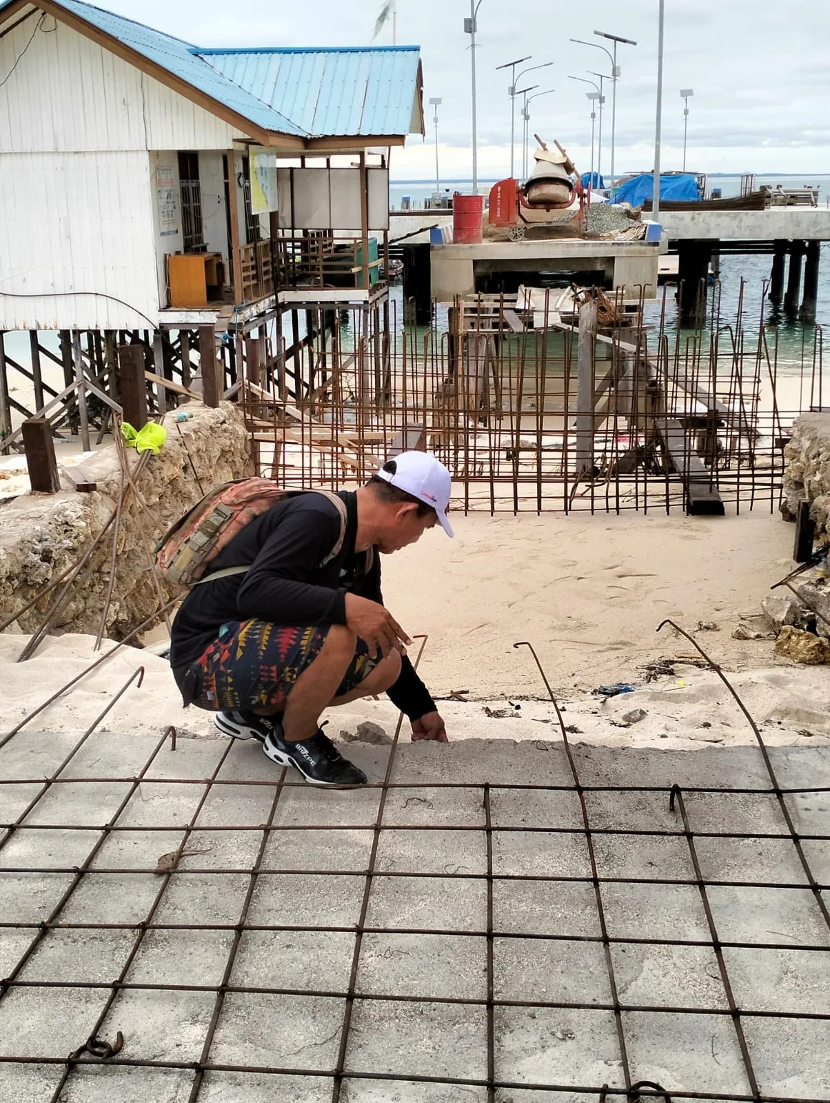Pekerjaan Lanjutan Proyek Dermaga Kampung Pulau Derawan Dengan Menggunakan Dana APBD Berau Rp 4.810 Miliar Lebih Terancam Gagal