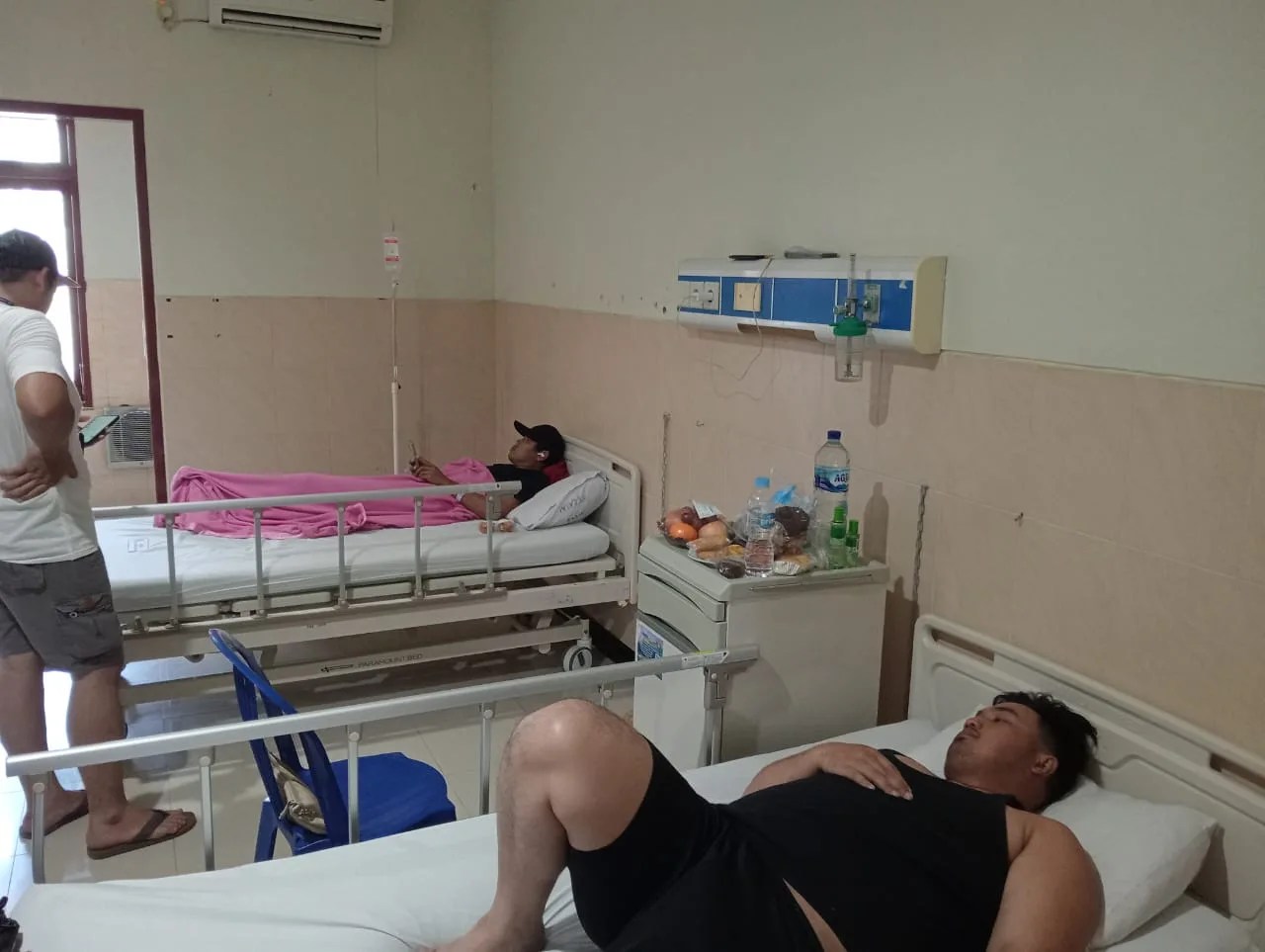 Bertambah 75 Korban Keracunan Makanan Karyawan PT SMJ, 1 Orang Karyawan Diduga Meninggal Dikostnya Akibat Keracunan Makan.