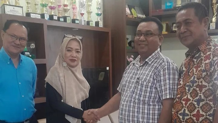 Permasalahan yang melanda Kepsek SDN 021 Tanjung Redeb, berakhir damai.