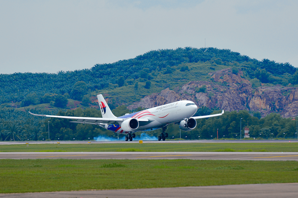 In AirAsia crisis, Malaysia Airlines becomes the market leader between India and Malaysia