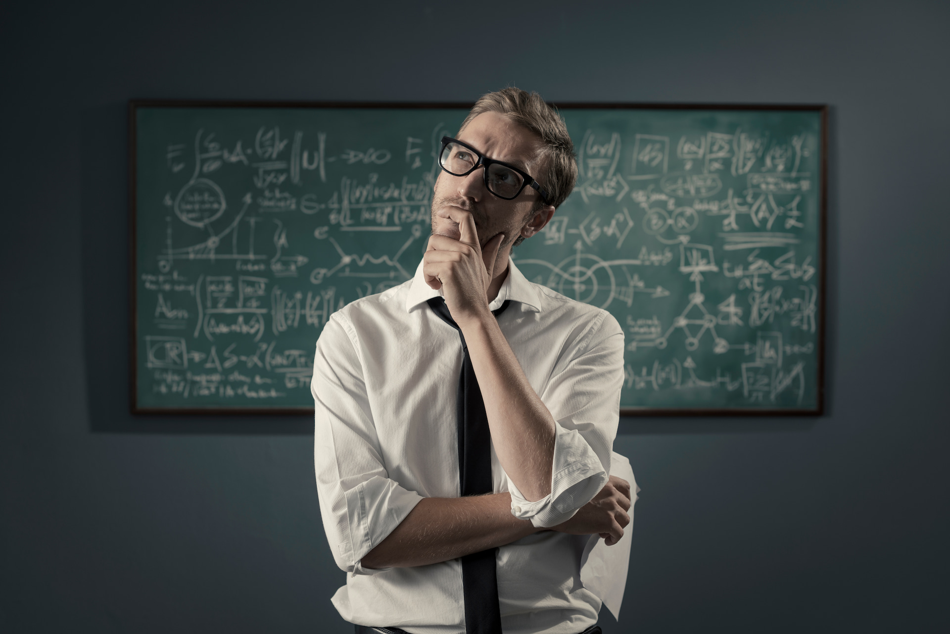 Profound enigmas of physics: is a comprehensive theory truly necessary?