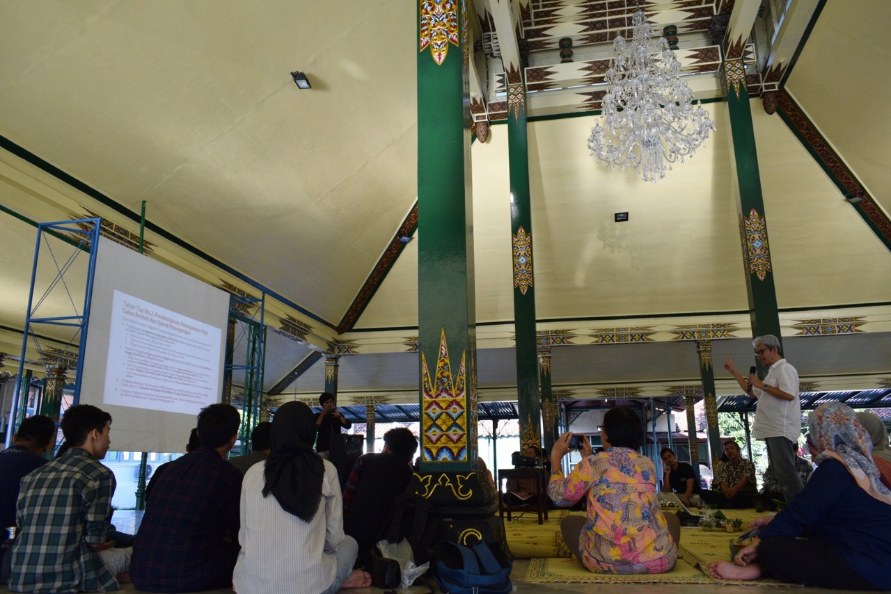 widya pranata hukum jurnal kajian dan penelitian hukum fakultas hukum universitas widya mataram jalan dalem mangkubumen, kadipaten, kraton, kota yogyakarta, daerah istimewa yogyakarta 55132 Prodi Arsitektur Uwm Tawarkan Keunikan Pendopo Ndalem Mangkubumen