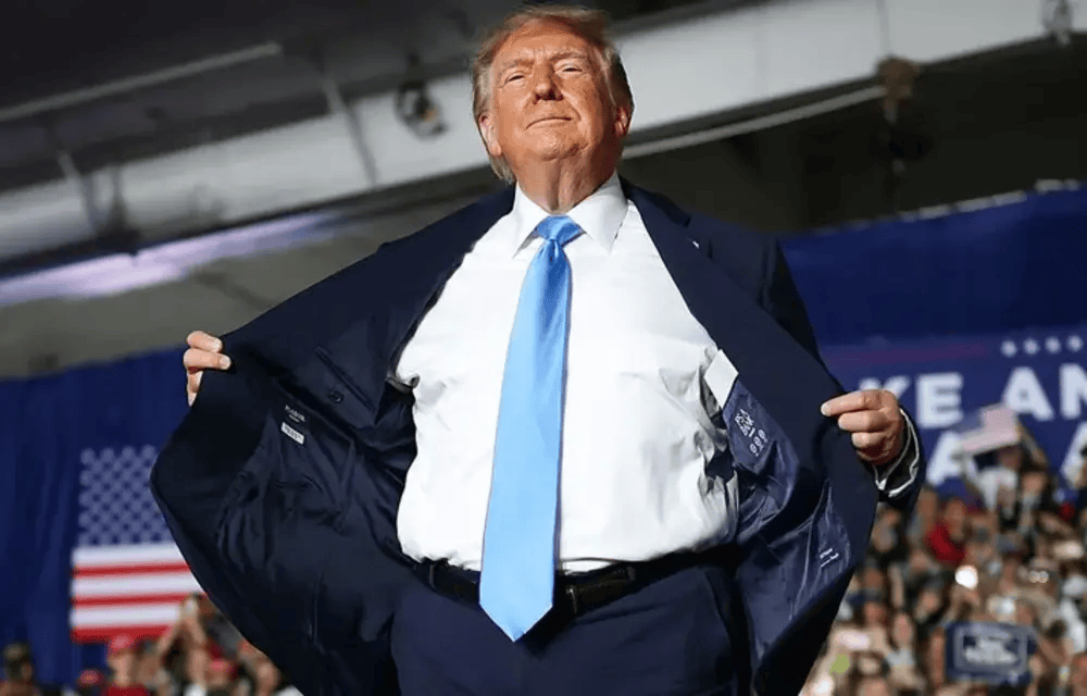 Clothing Expert Reveals: Trump Wears Suits That Help Cover Up His ‘Ultimate Stench’