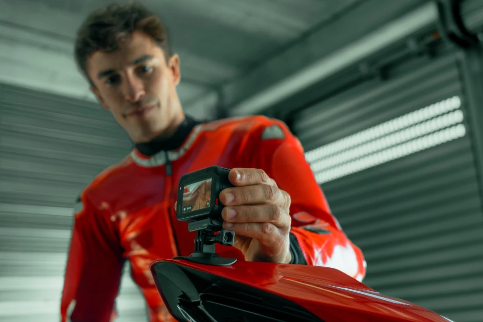 Insta360 與 MotoGP 傳奇賽車手 Marc Márquez 攜手推出限量聯名款