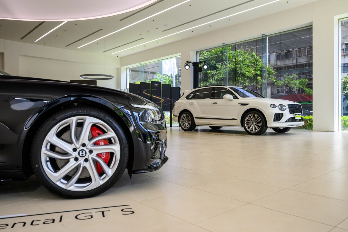 全新 Bentayga Speed 與 Continental GT/C S